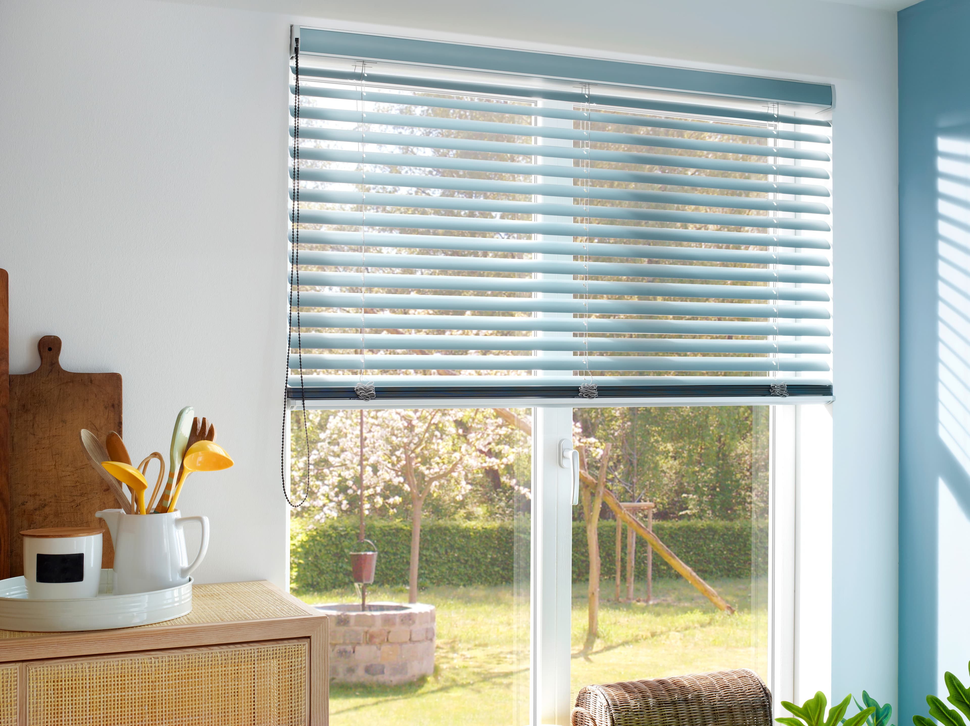 Innenliegender oder außenliegender Sonnenschutz: Was ist besser?